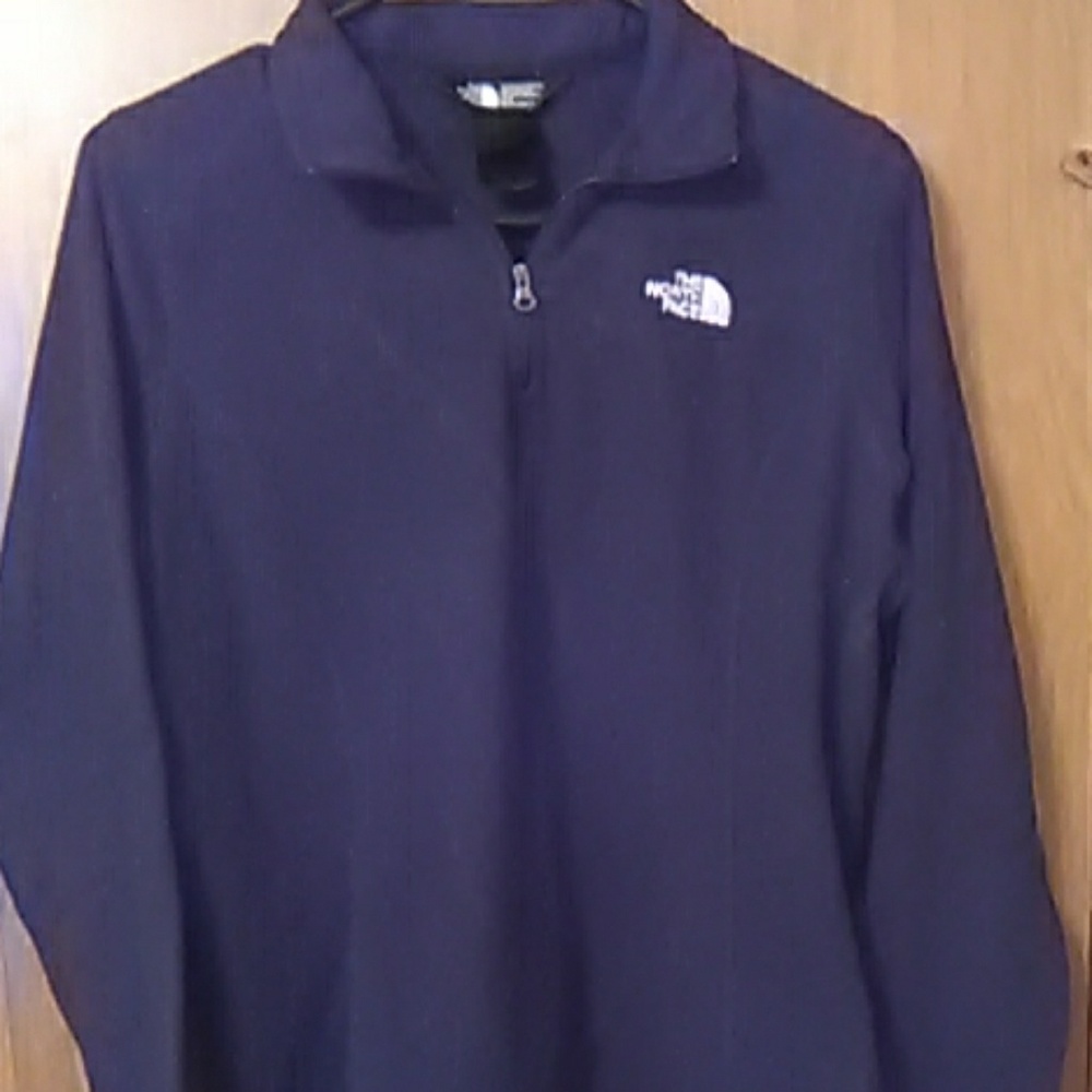 Ladies The North Face fleece pullover